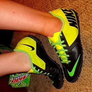 Nike Bomba II Turf
